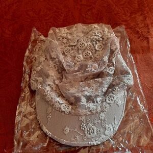 Elegant Lace Women's Cap